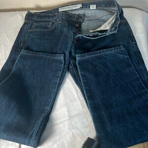 NEW Brooklyn Denim Company blue jeans Size 32 —30, 28 Inseam